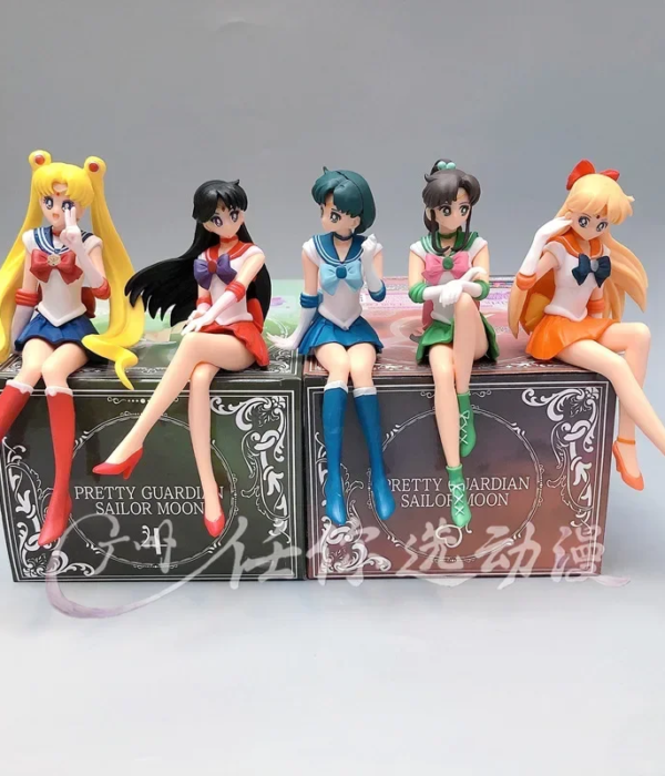 Sailor Moon Figure